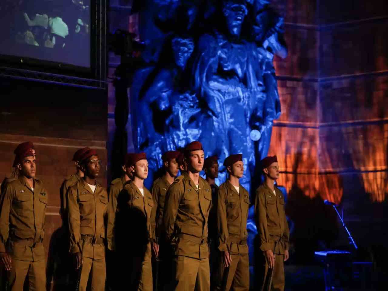 Israeli soldiers during the Commemoration ceremony in Yad Vashem, the World Holocaust Remembrance Center in Jerusalem on April 27, 2022.